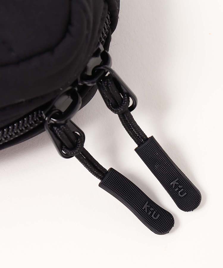 KiUパデッドスクエアポーチ