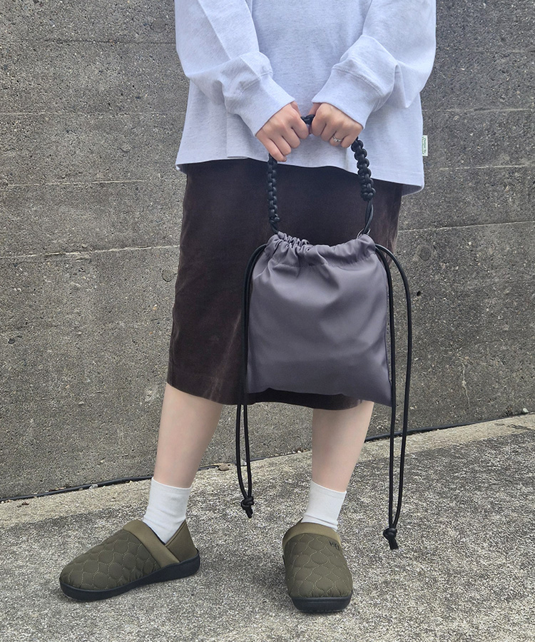 編み込み巾着ショルダー