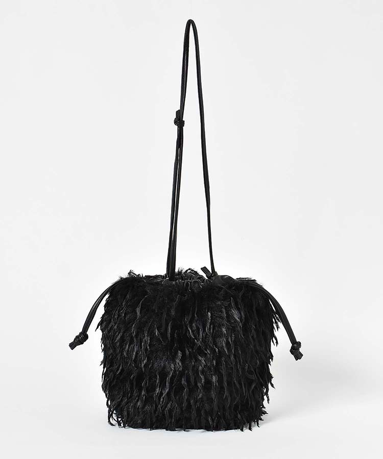 フェザーファーモンスターショルダー