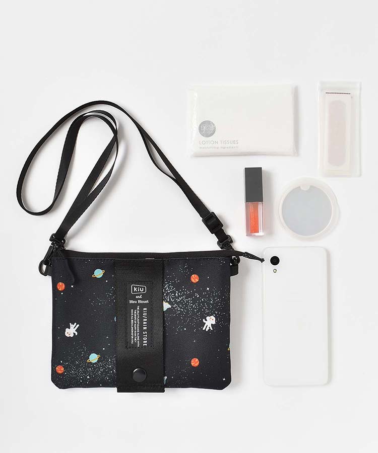 KiUエチケットポーチ