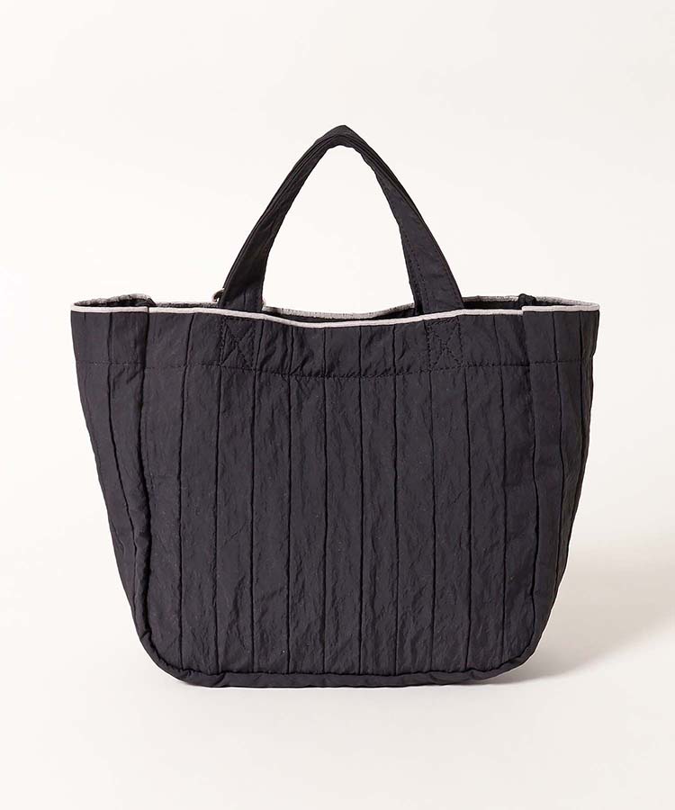 ループチャーム付き軽量トート