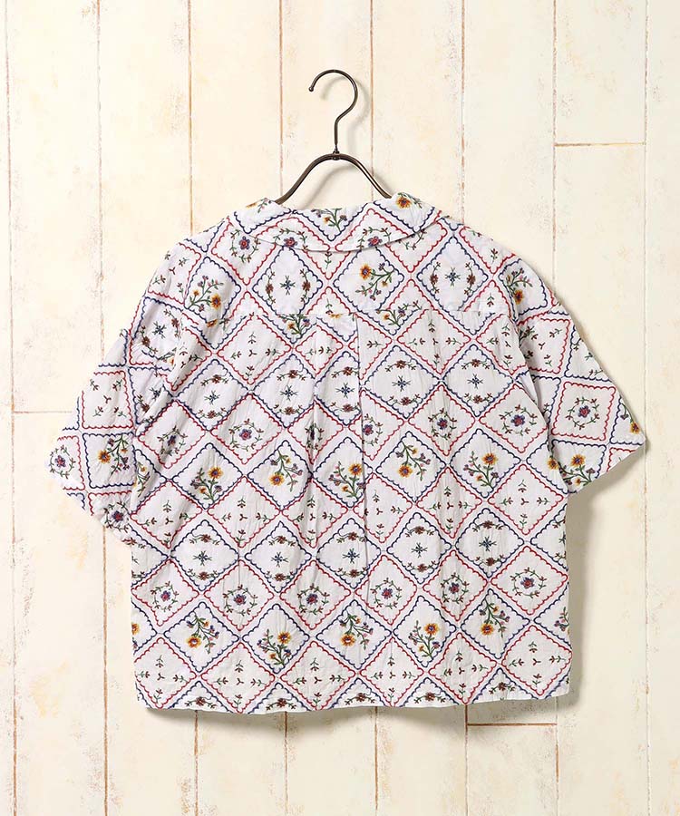 総刺繍ブラウス
