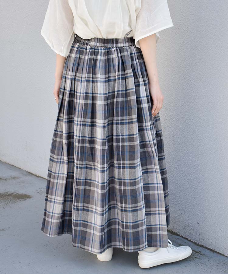 チェックスカート