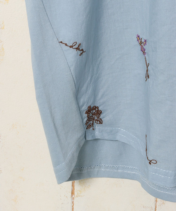 ≪SALE≫総刺繍Tシャツ