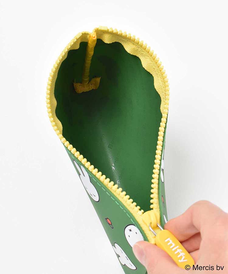 NUU miffyマルチポーチ