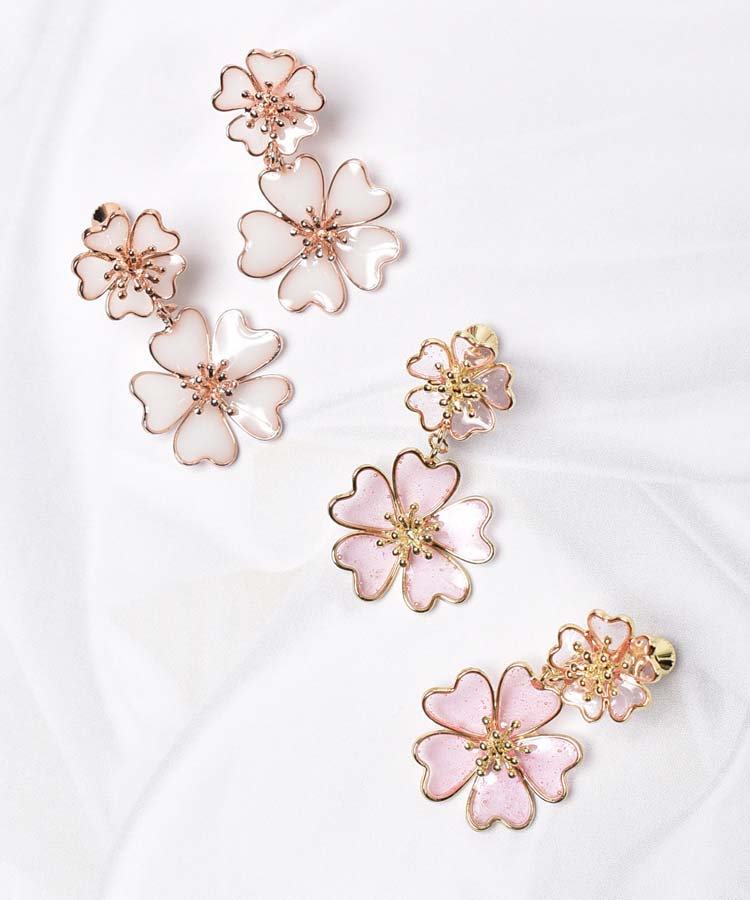 ≪SALE≫朝桜イヤリング