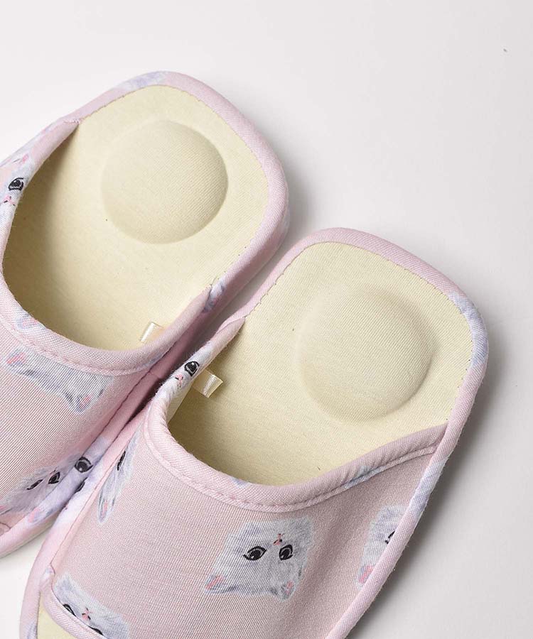 ≪OUTLET≫ネコ柄シェイプスリッパ