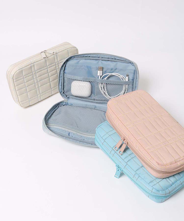 ≪SALE≫piiloガジェットケース