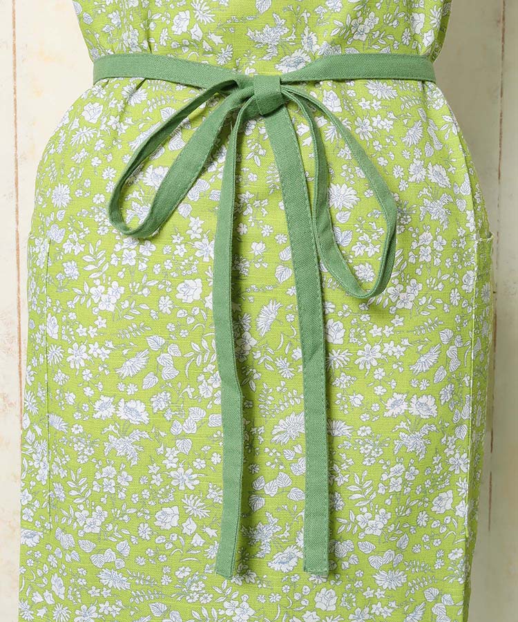 ≪OUTLET≫フローラルリーフエプロン