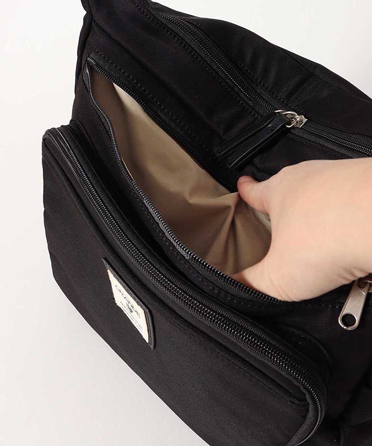 シナモンショルダーバッグ