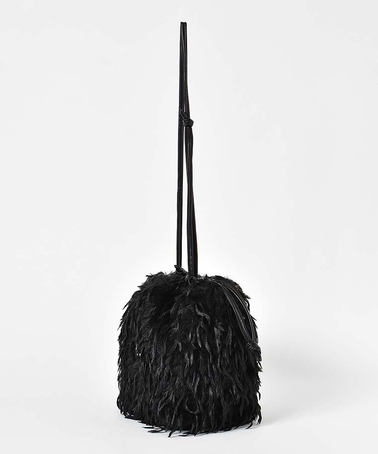 フェザーファーモンスターショルダー