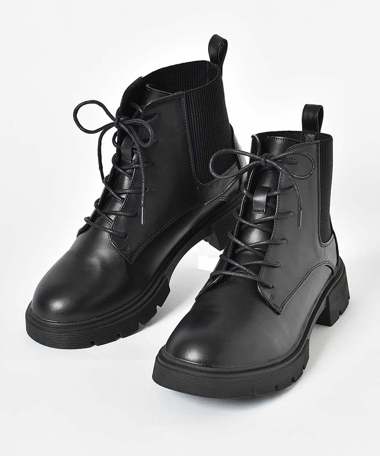 レースアップショートブーツ