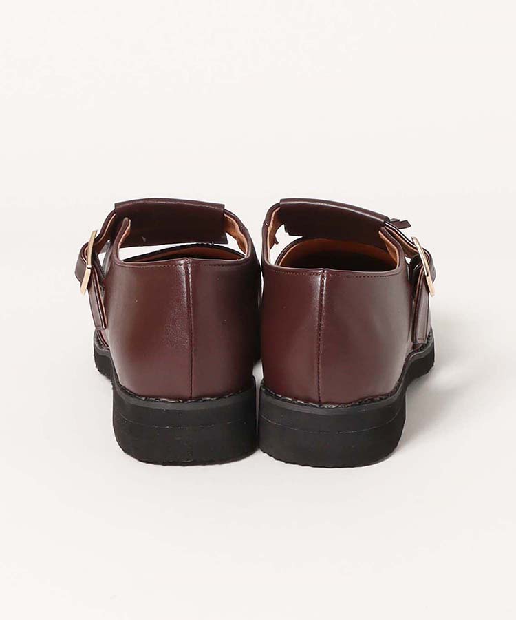 タッセル付きローファー