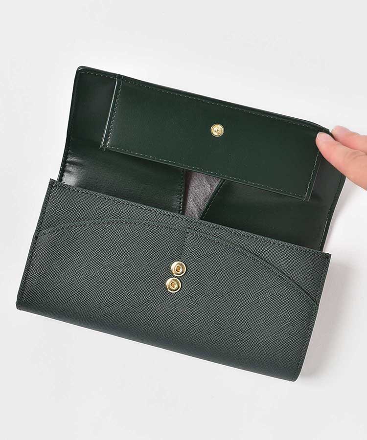 カーヴィ長財布