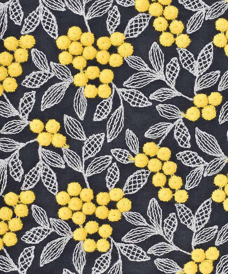 エンブロイダリー刺繍ハンカチ