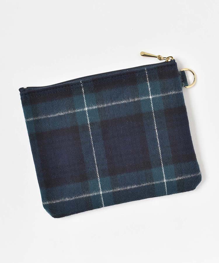 起毛チェック柄フラットポーチ