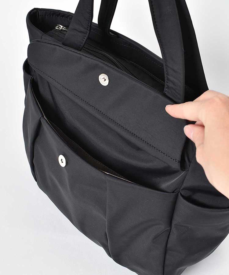 多ポケットフラップトート