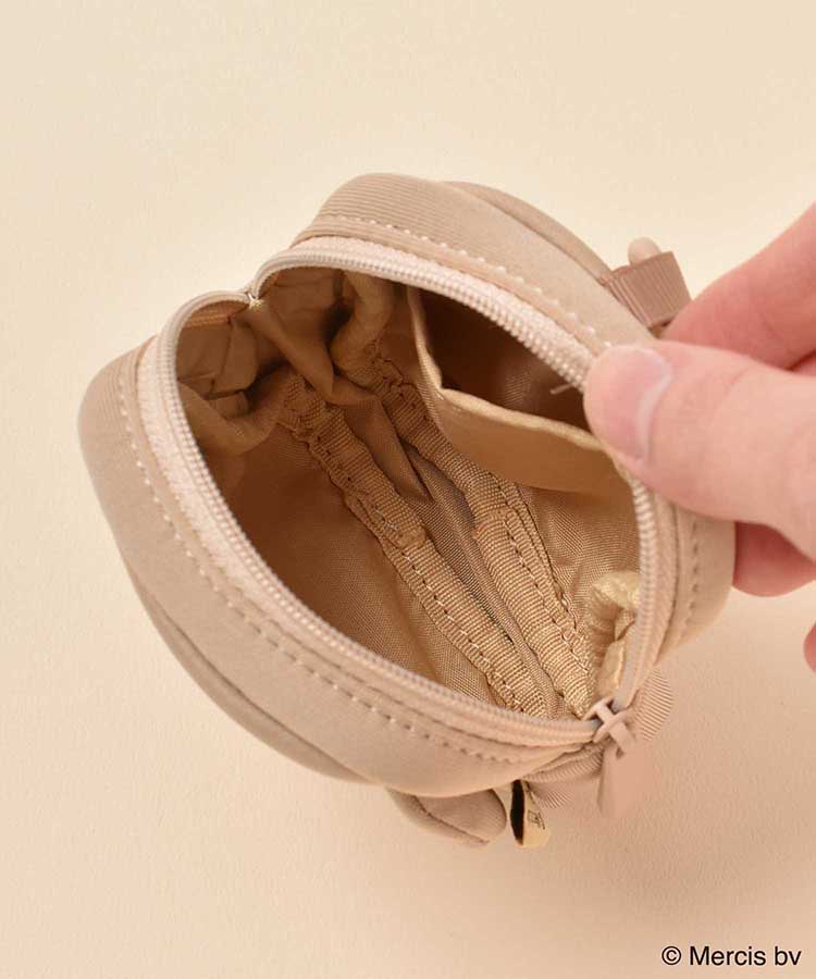 BRUNA FACEボンディングマイクロスクエアポーチ