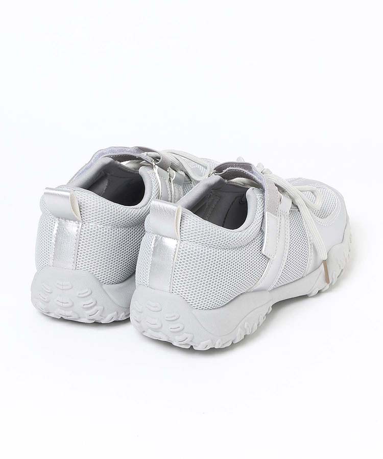 レースアップメッシュスニーカー