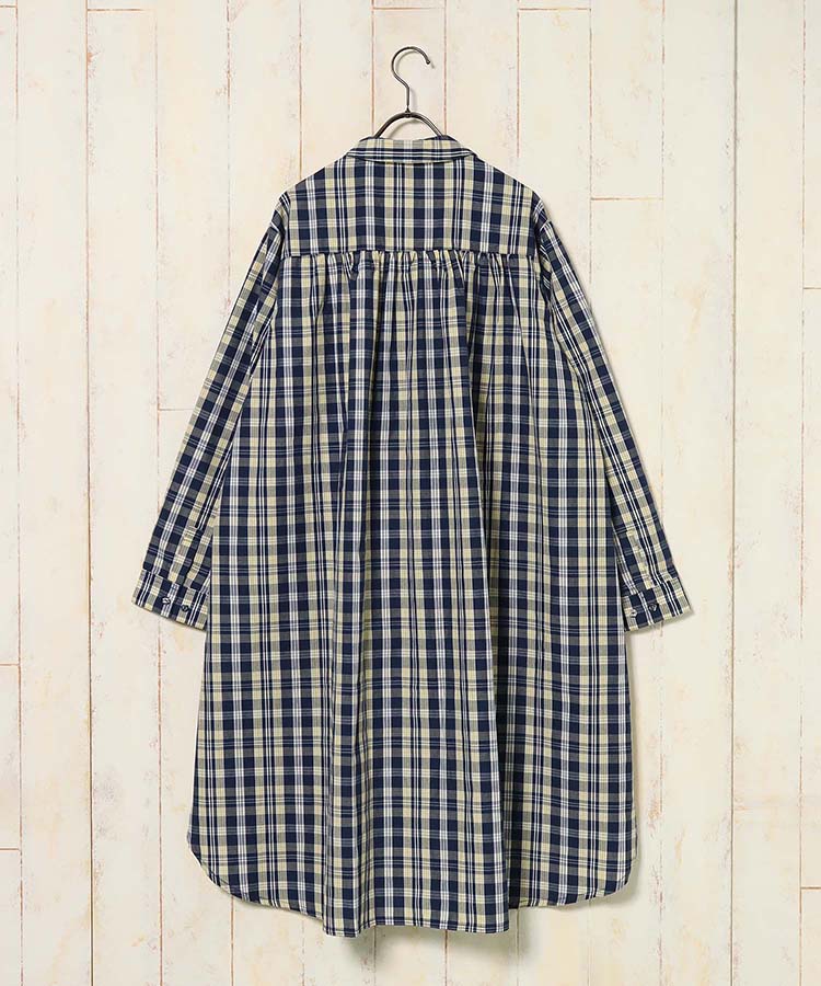 シャツワンピース