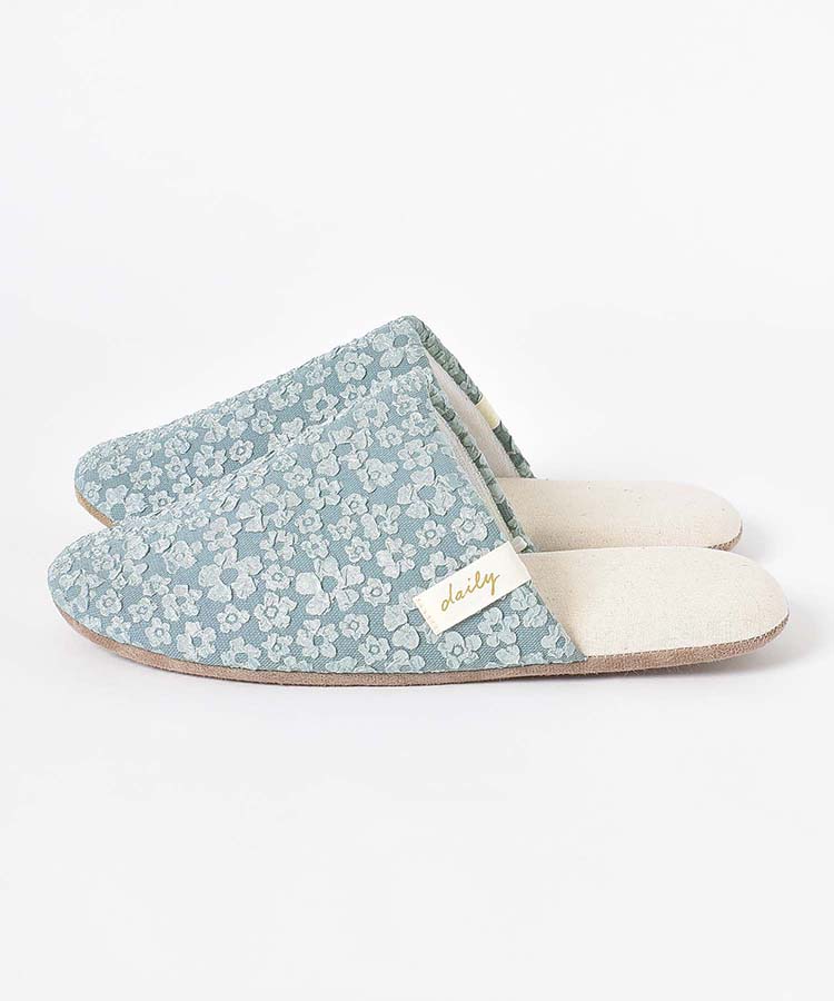 フラワー柄パフィースリッパ