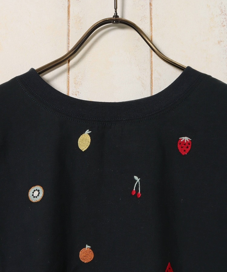 フルーツ総刺繍Tシャツ