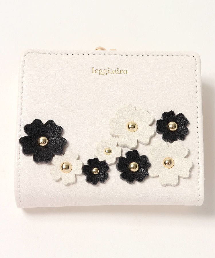 お花畑二つ折りがま口財布