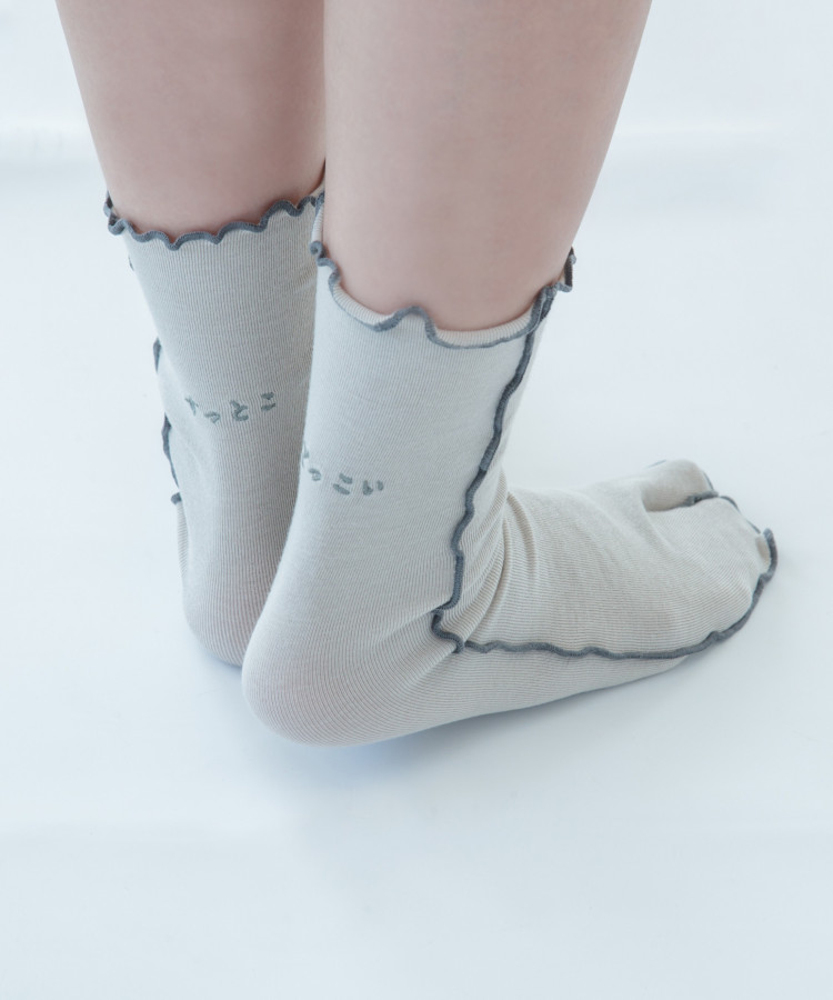 【WEB限定】KAWAII NIHONGO刺繍足袋