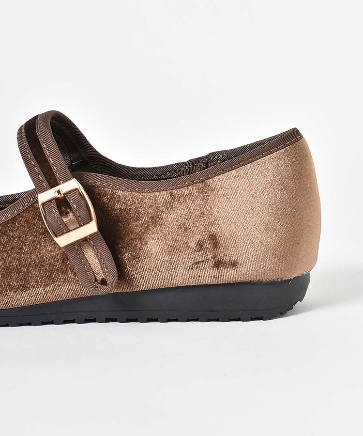 スポーツ底メリージェーン