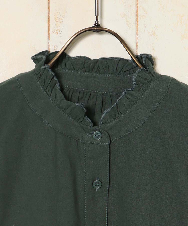 襟フリルシャーリングブラウス