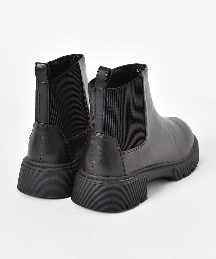 サイドゴアショートブーツ