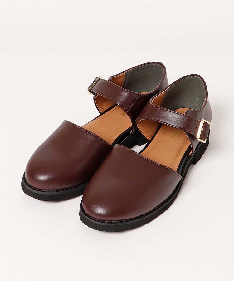 タッセル付きローファー