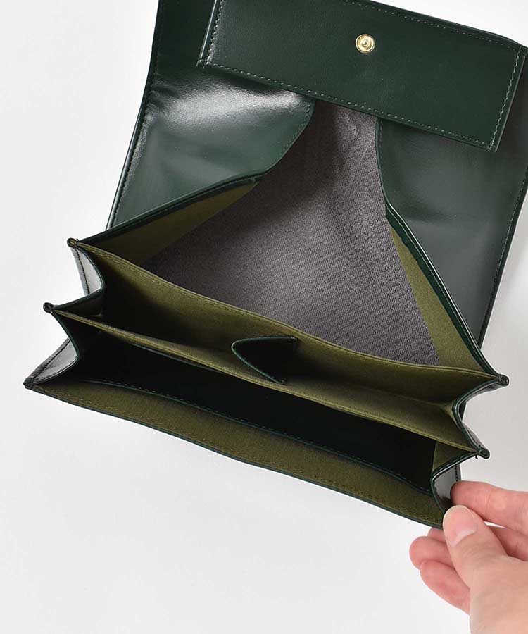 カーヴィ長財布