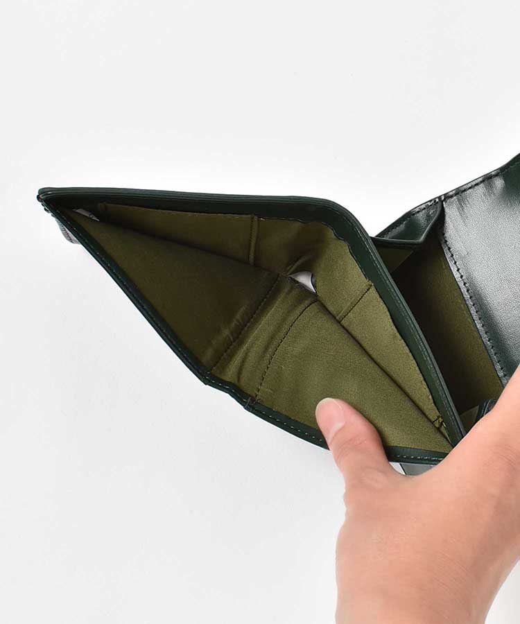 カーヴィ2つ折り財布