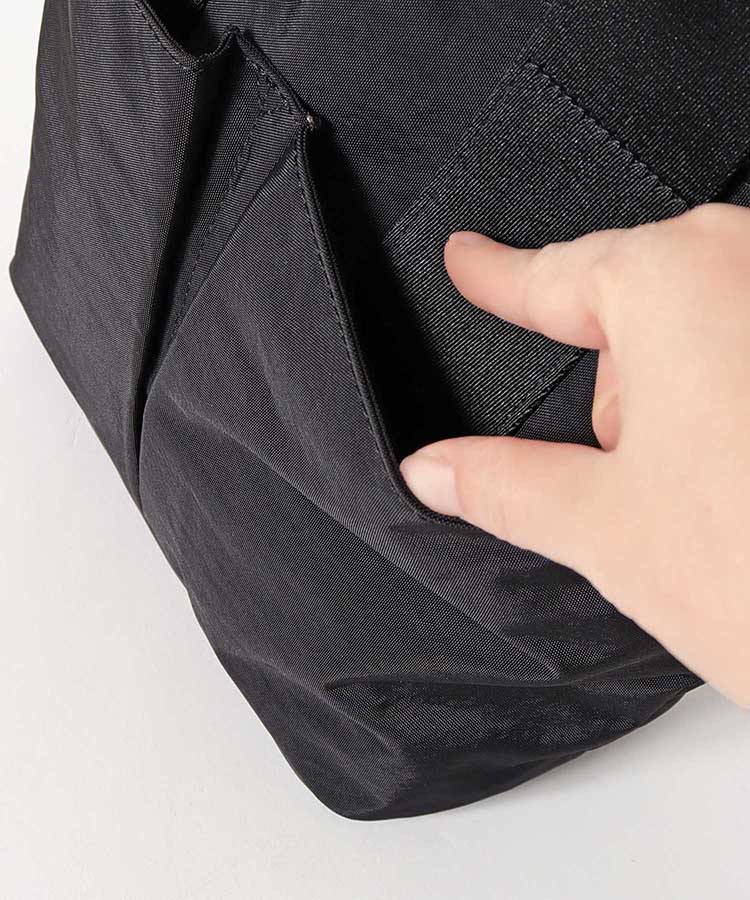 ナイロン2WAYポケットトート