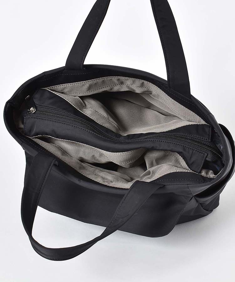 多ポケットフラップトート