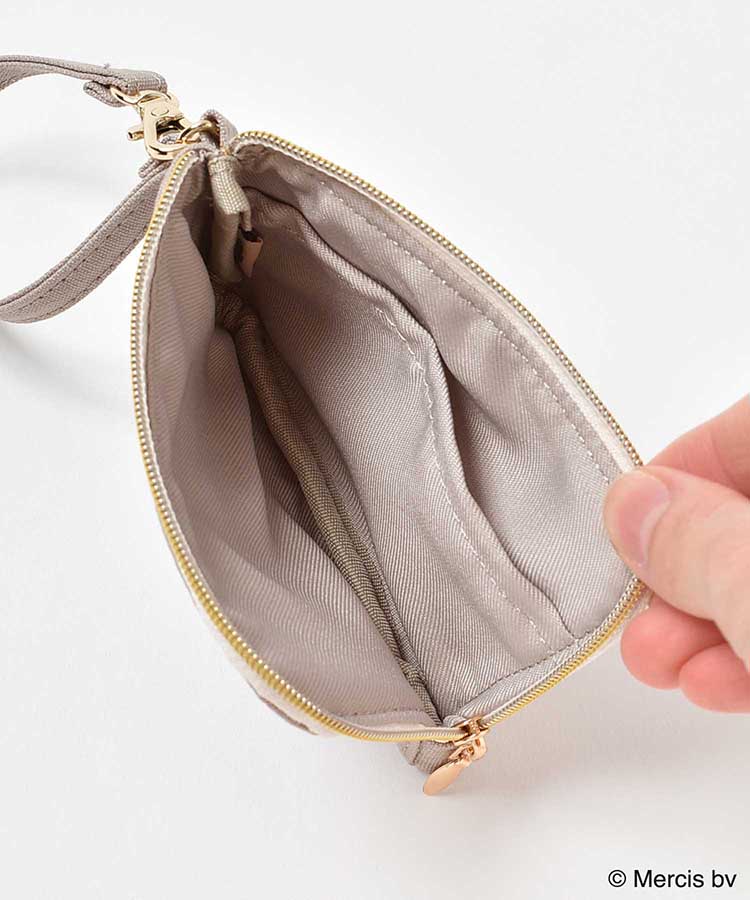 miffyスプリングサガラ刺繍コインパスケース