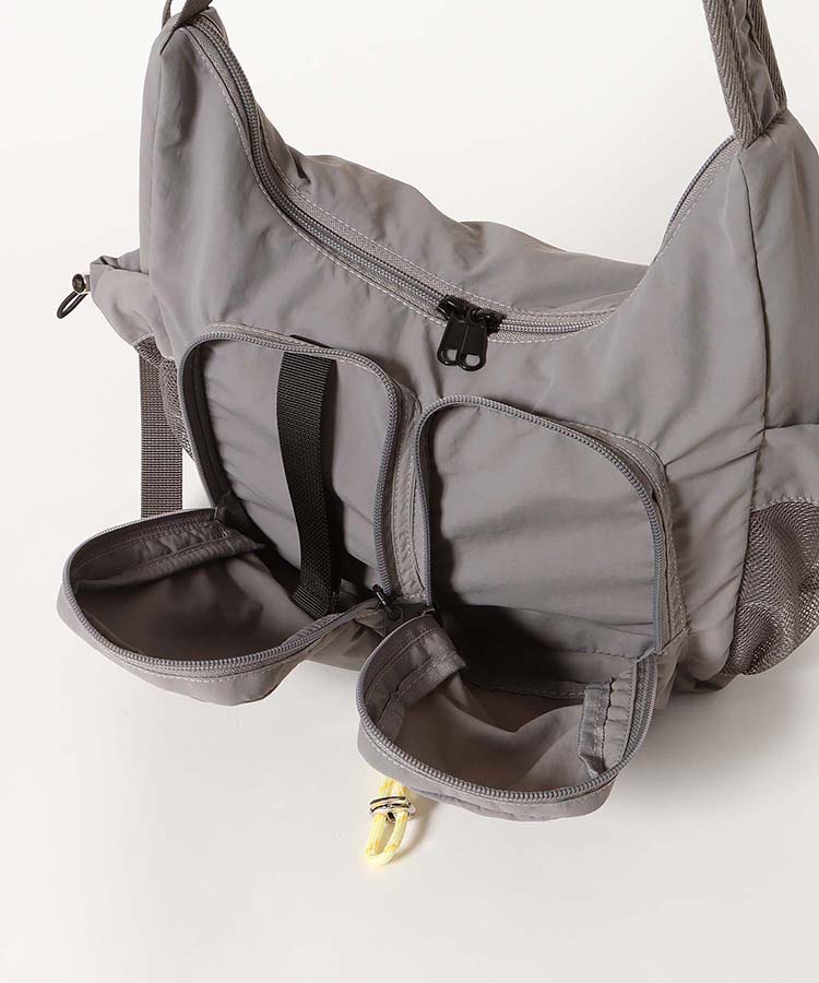 パッカブルショルダーバッグ