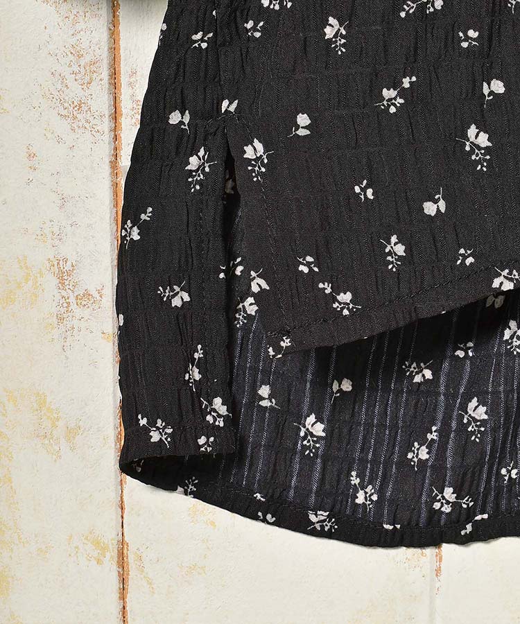 プチフラワーフリルブラウス