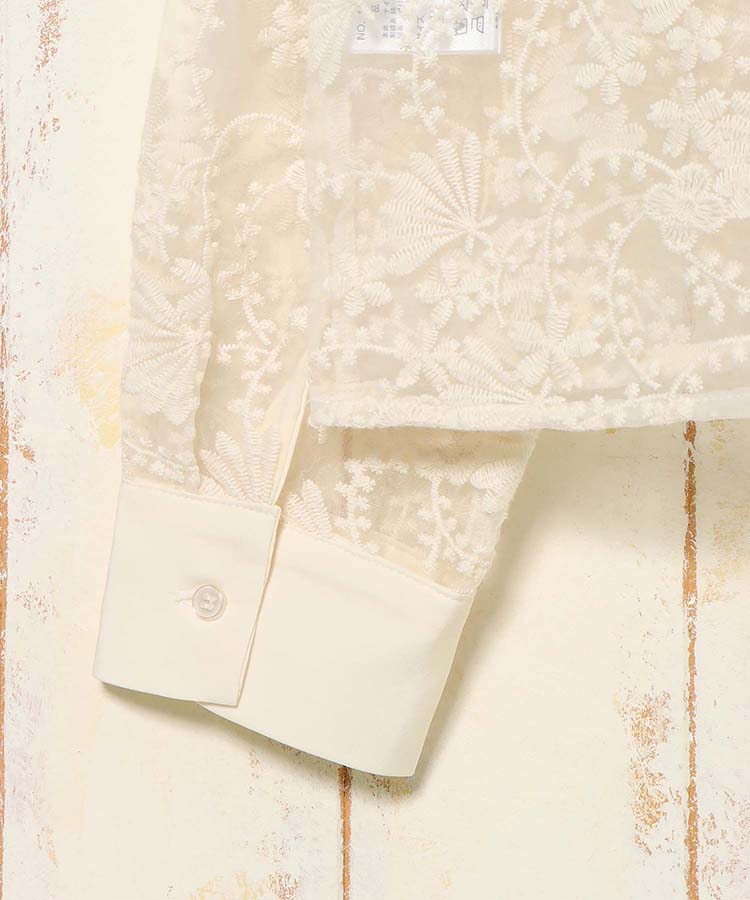 シアーフラワーレースブラウス