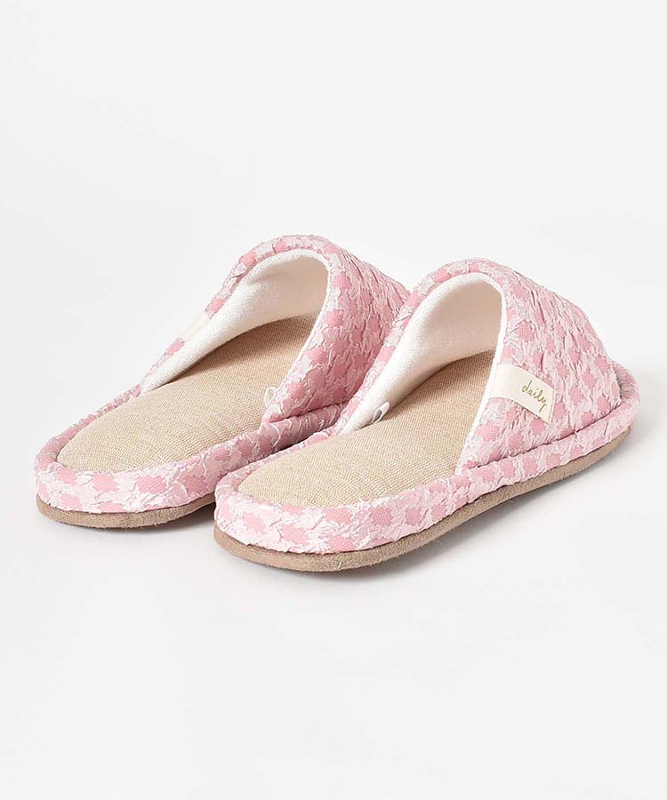 ラティス柄前開きパフィースリッパ