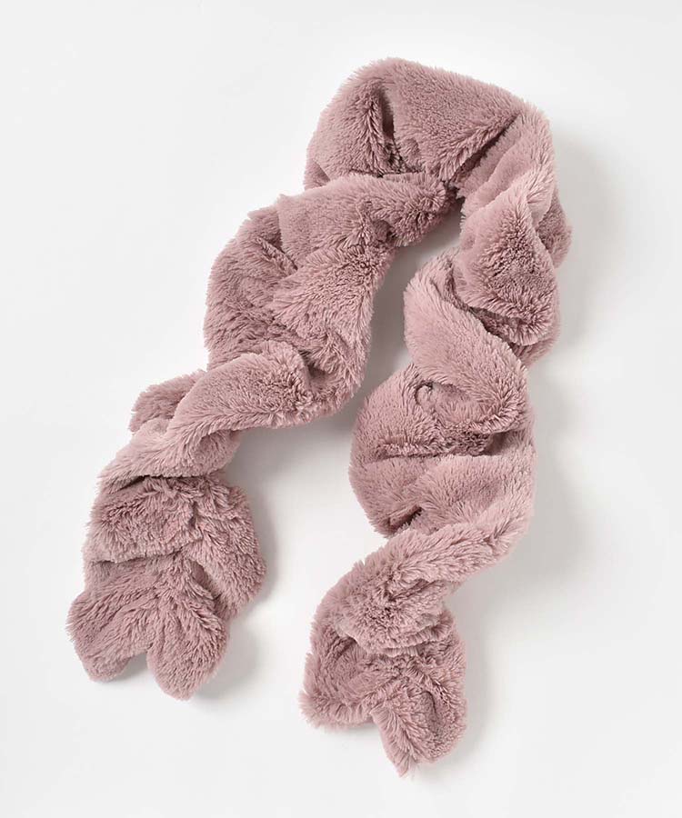 くるくるファーマフラー