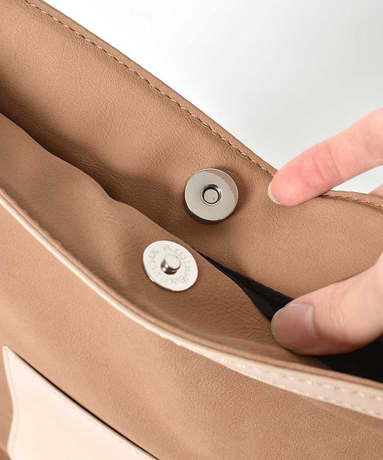 ヌバックタッチポケットワンショルダー