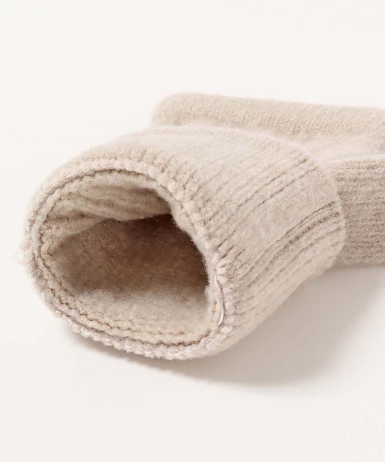 ケーブル柄編みフィンガーレスグローブ