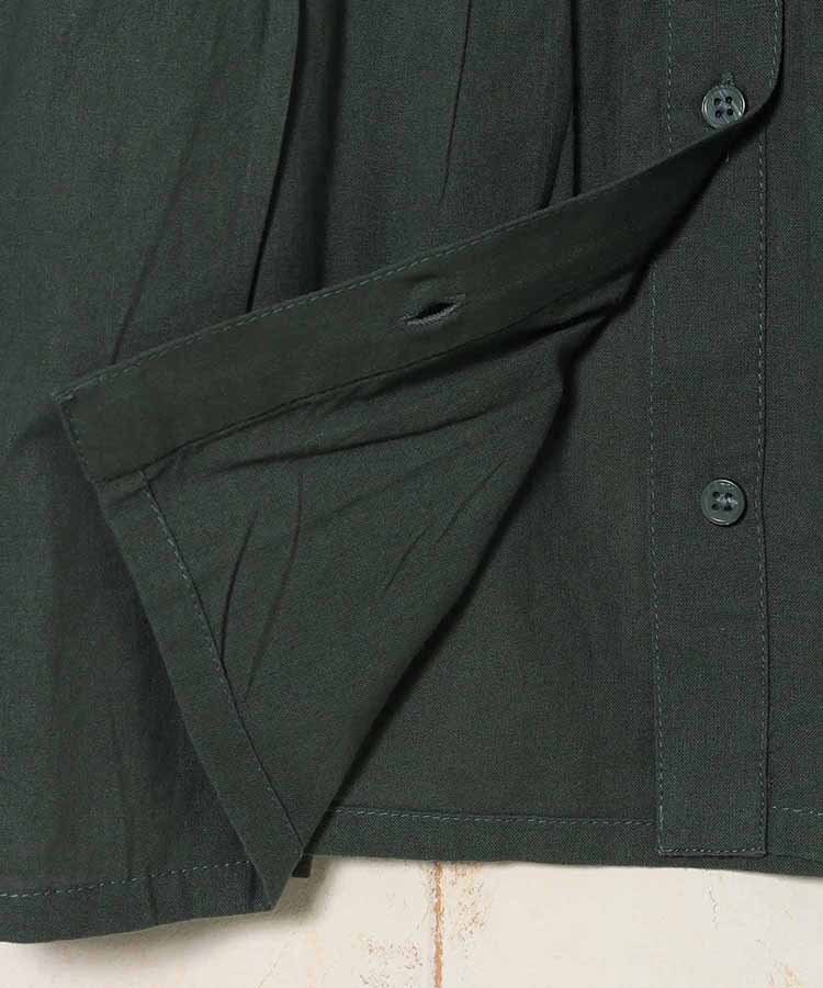 襟フリルシャーリングブラウス