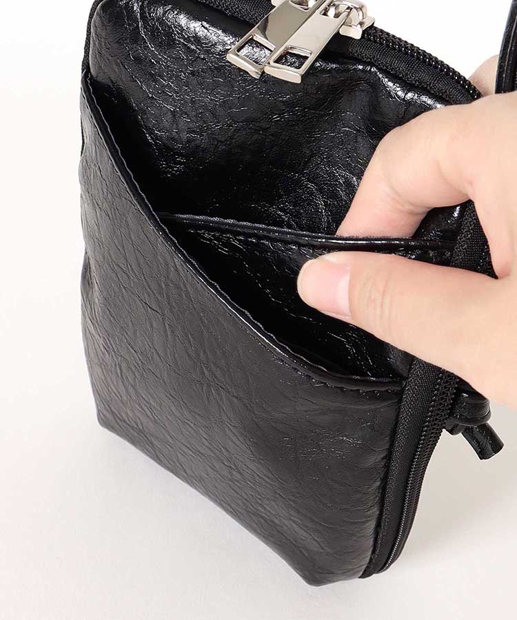 クラック風合皮スマホショルダー