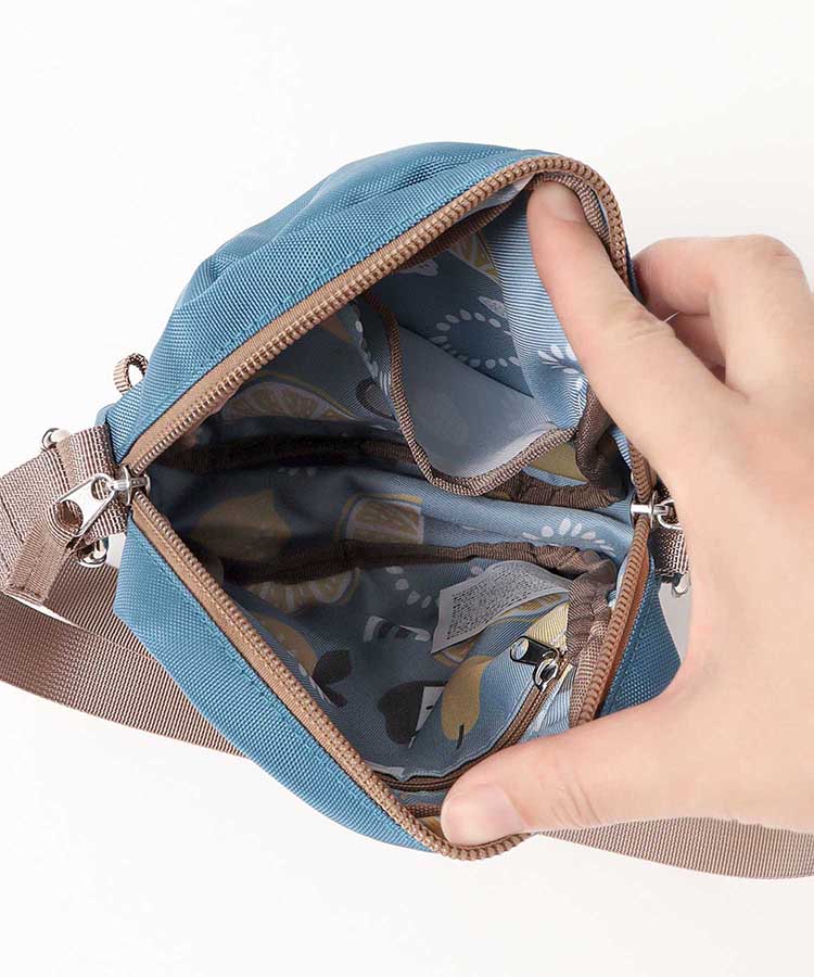 カラピックポシェット