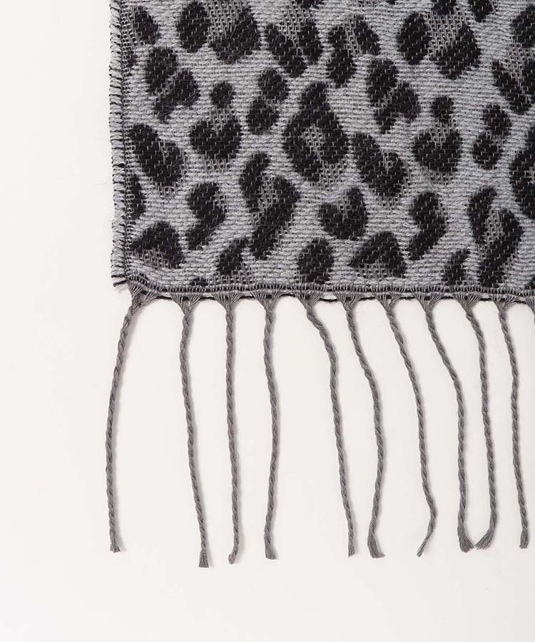 ヒョウ柄マフラー