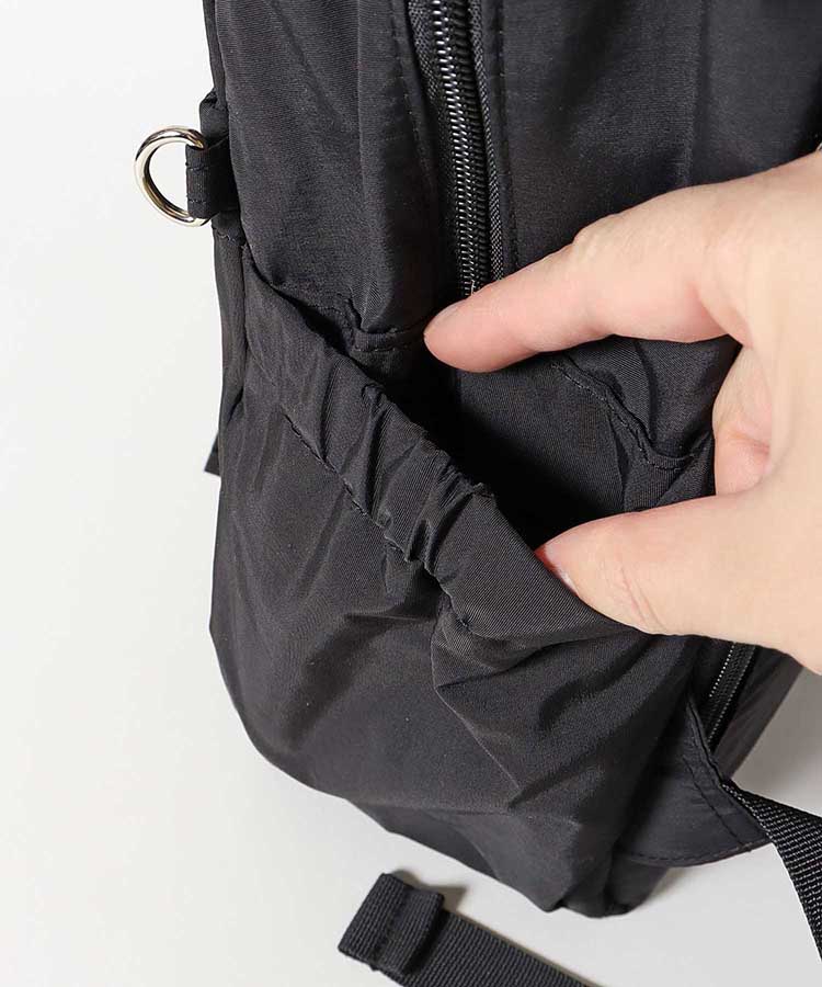 シワナイロンリボンポケットリュック