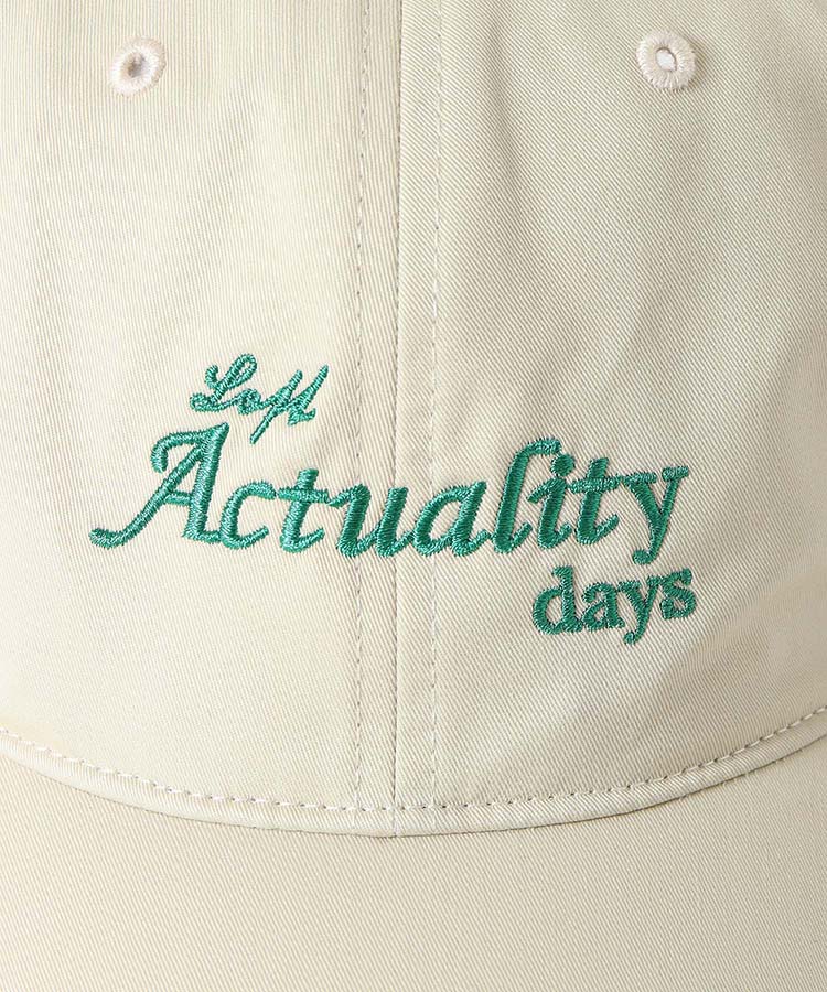 ロゴ刺繍キャップ